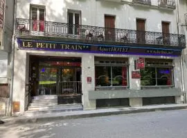 小火车公寓式酒店