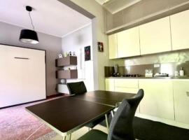 Appartamento via Raffaello Sanzio，位于西尼加利亚的酒店