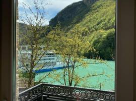 Raja Hotel Fierze，位于Ndërlisaj的酒店