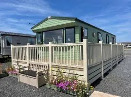 Cambrian Rio Caravan