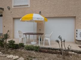 studio ensoleillé，位于博凯尔的酒店