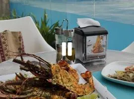 A Caribbean-style rebirth, 2 minutes from the beach