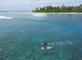 Finnimas Surfcamp Maldives
