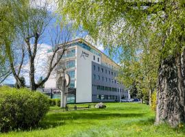 阿尔曼酒店，位于Nižná的酒店