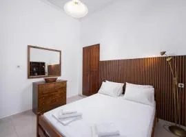 Michael&Marika's Traditional House