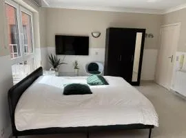 Petit studio charmant rénové fully renovated studio 1 min from the beach at St-Idesbald Koksijde