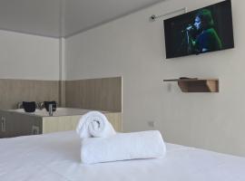 Hotel Valle del Café - Habitación con Jacuzzi 4，位于Sevilla的酒店