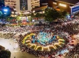 穆尔泰东方大酒店，位于荣市的酒店