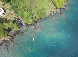 Waterfront modern 3br home Vale Ni Vonu