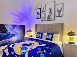 NARADA Resort Shanghai Hotel Disney Store，位于Zhuqiao的酒店