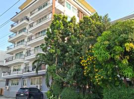 Puingtong Building Mega Bangna，位于Ban Bang Kaeo Yai的公寓