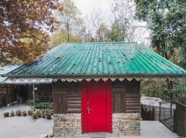 Lenzila Retreat，位于拉瓦格拉的青旅