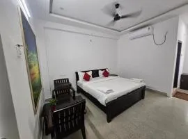 Hotel Vanamali