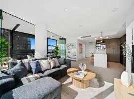 Prime Location CBD with Pool & Gym