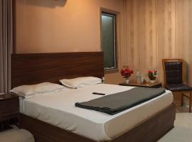 Neelam hotel & bar，位于Sheoganj的酒店