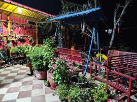 Darshan Leela Homestay，位于兰斯顿的酒店
