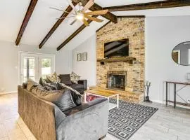 2 Mi to Lake Home with Game Room, Pool and Fast WiFi!