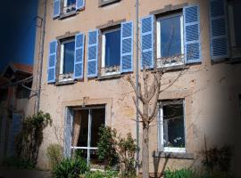 Villa Toscane，位于Saint-Germain-Lembron的酒店