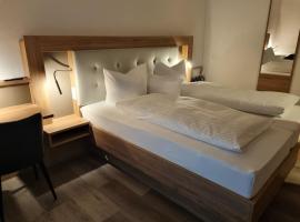 Hotel Julia am Deich，位于诺德代希的海滩酒店