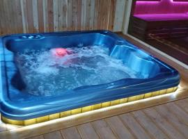 Pokoje Gościnne Kornelia- Jacuzzi, sauna !，位于比利但耶克的酒店