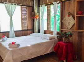 Posada Nore, Nuquí，位于Arusí的酒店