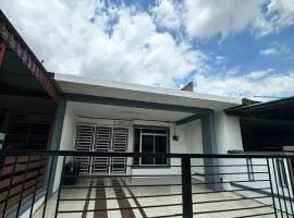 Aman Homestay Sendayan