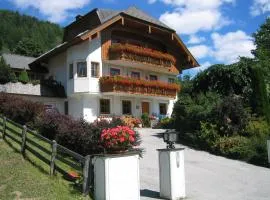 Gruber Alexandra