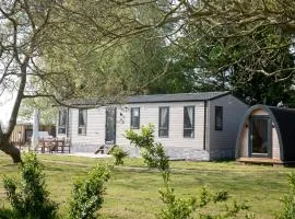 Hof Nieuwerkerk Chalet 1
