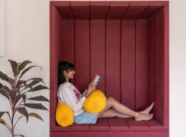 The Hosteller Jaipur, MI Road，位于斋浦尔的酒店