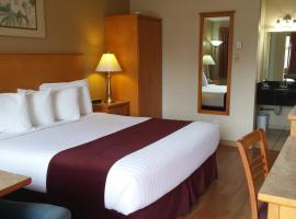Canadas Best Value Inn & Suites-Vernon，位于弗农的酒店