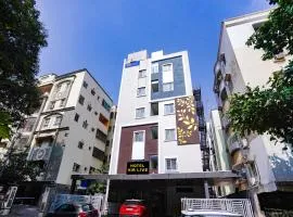 FabHotel Air Live - Nr Ameerpet metro station