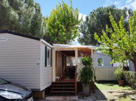 mobil home Vias plage，位于维亚斯的酒店