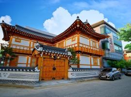 gongju dalbicjeongweon hanog pensyeon，位于Gongju的民宿