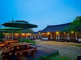 Jeonju Hanok Maeul Dongrakwon Hanok Hotel