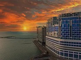 WAVEM HOTEL East