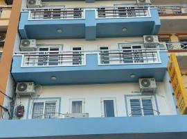 Minh Khang Hotel Cửa Lò，位于格卢市社荣市机场 - VII附近的酒店