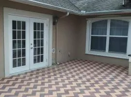 Room in Studio - Brand new studio apartment