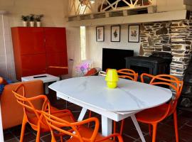 Chalet cosy - terrasse et détente, escapade nature au Bonsoy，位于Waulsort的酒店