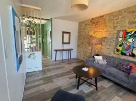 Charmant studio avec terrasse hyper-centre de Vannes à 5 min du Port et des Remparts