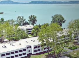 NEKA Village，位于巴拉顿博格拉尔的酒店