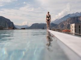 理想公园酒店，位于拉伊韦斯的酒店