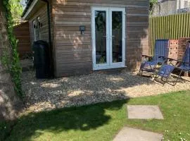 Y Caban-The Cabin-2 Guests-Private Parking-Fast WIFI