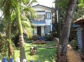hotel blue marine baga beach，位于安君纳的酒店