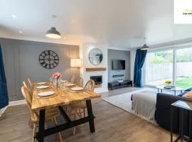 Comfy Home - Close to hospital - Sleeps 7 - wParking