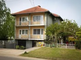Vila Popović Plaža