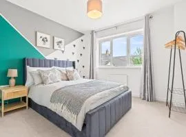 247 Serviced Accommodation in Telford 4BR House