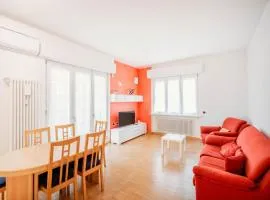 Como-Swiss 15 min - Big Home with Parking - Terrace - Wifi