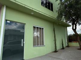 Studio novo em Pardinho，位于Pardinho的酒店
