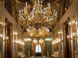 Borghese Palace Luxury Apartment