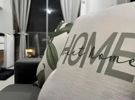 Apto prático | 2 Qtos + Lazer + Garagem